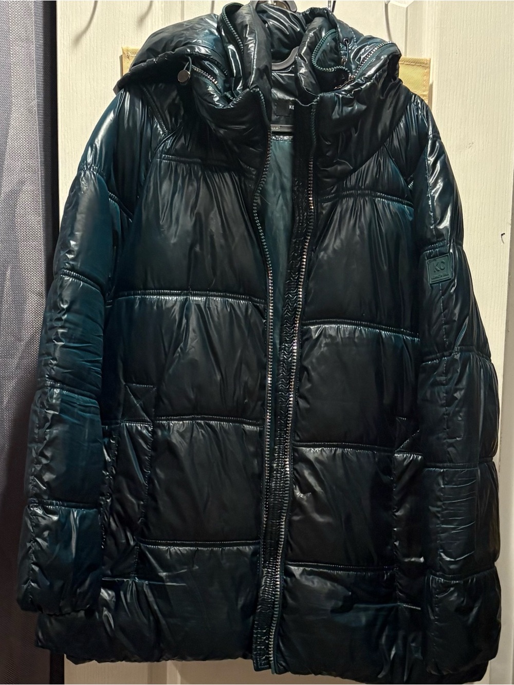 Kenneth Cole Shiny Black Quilted Puffer Jacket with Hood